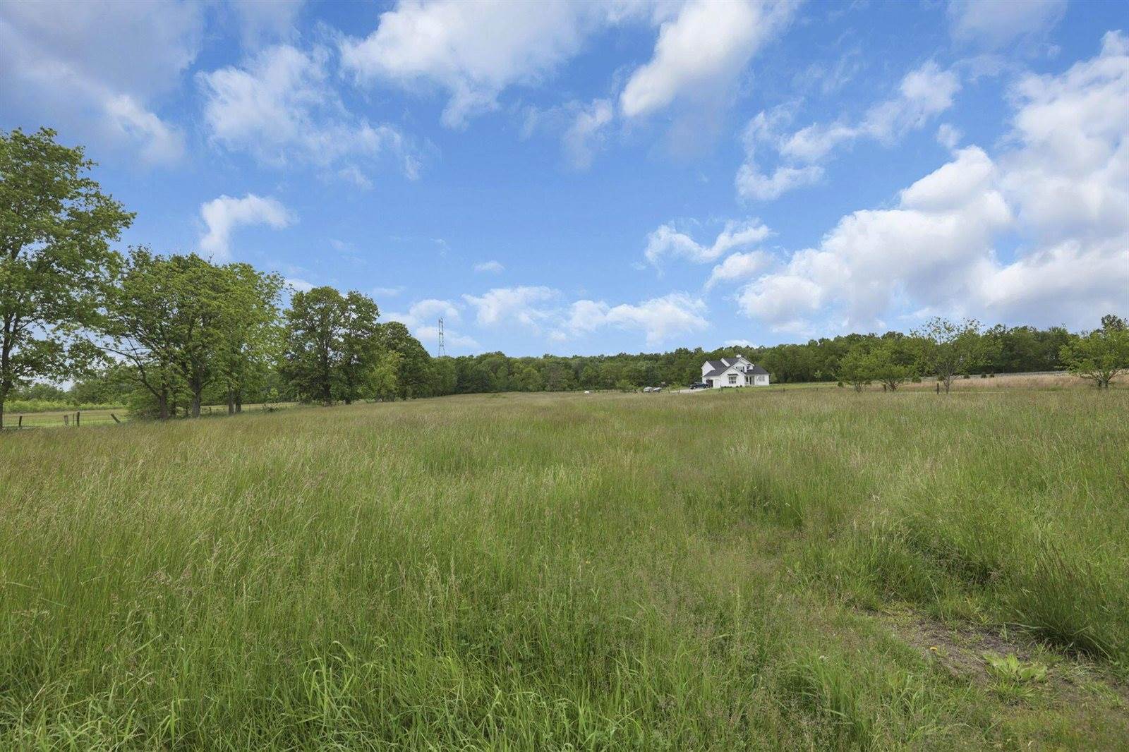 2320 Miller Paul Road, Galena, OH 43021