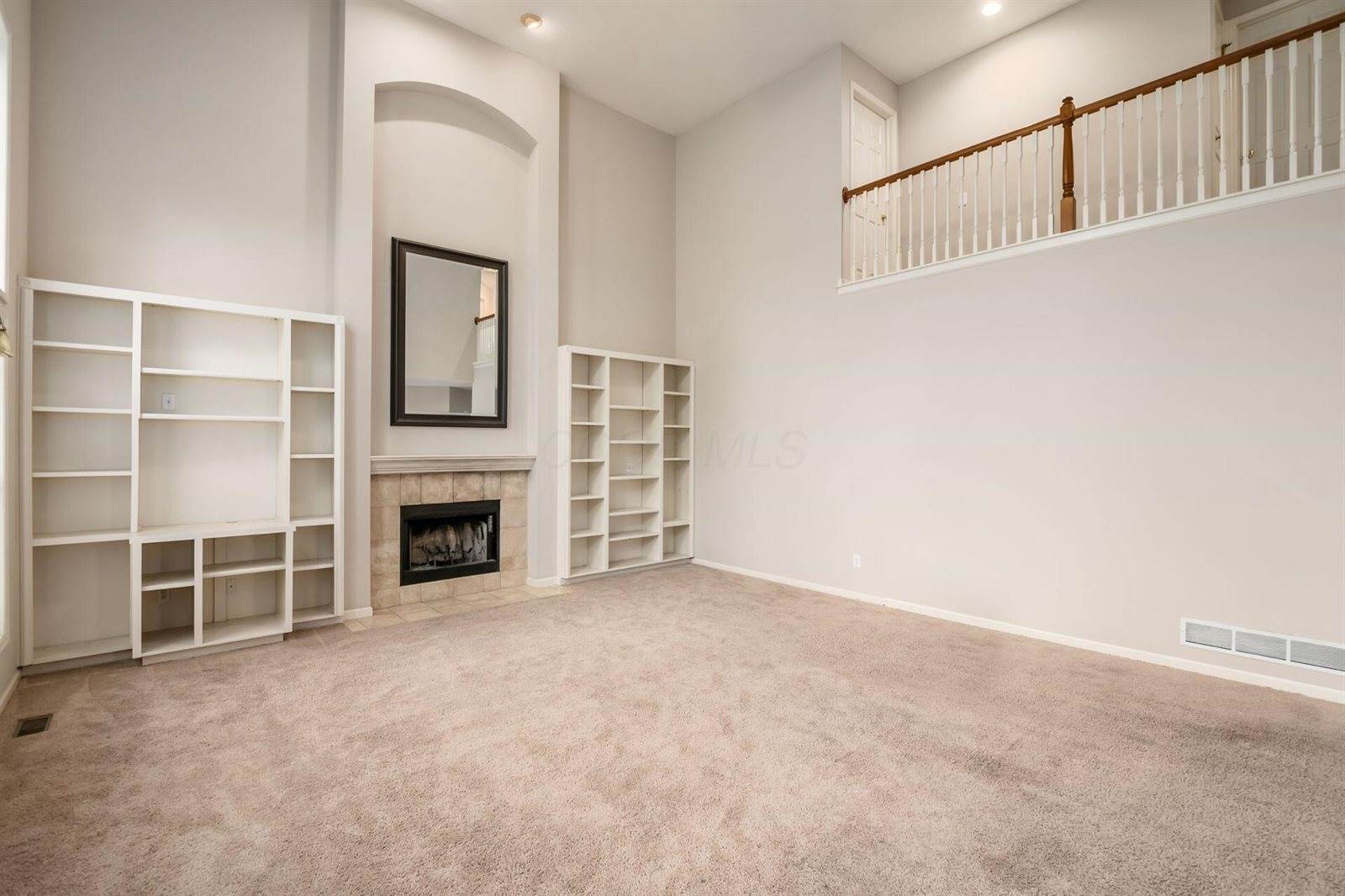 7985 Eric Court, Lewis Center, OH 43035