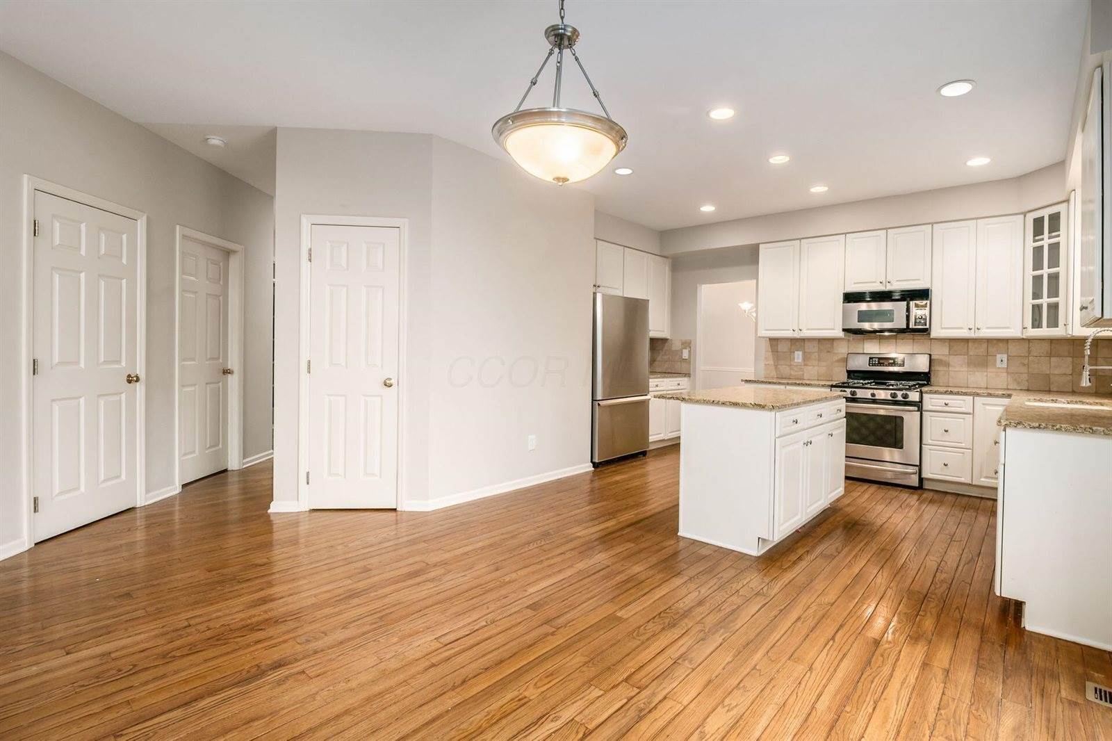 7985 Eric Court, Lewis Center, OH 43035