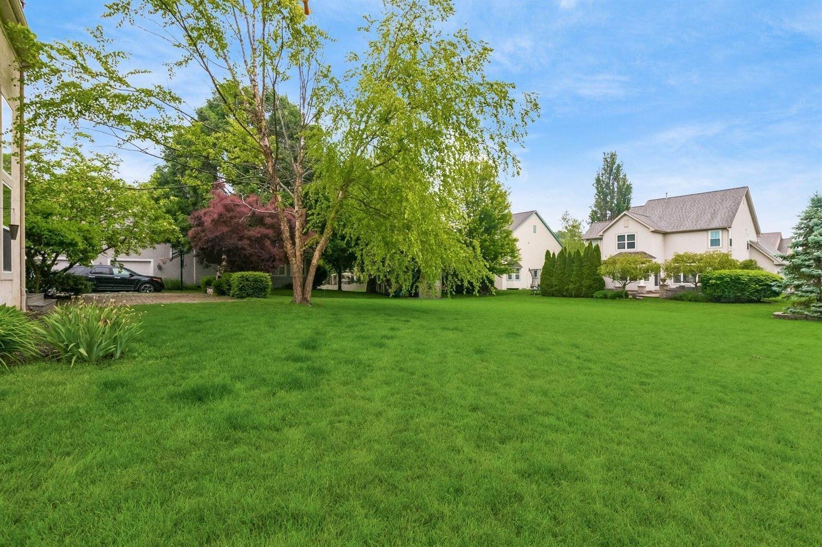 7985 Eric Court, Lewis Center, OH 43035