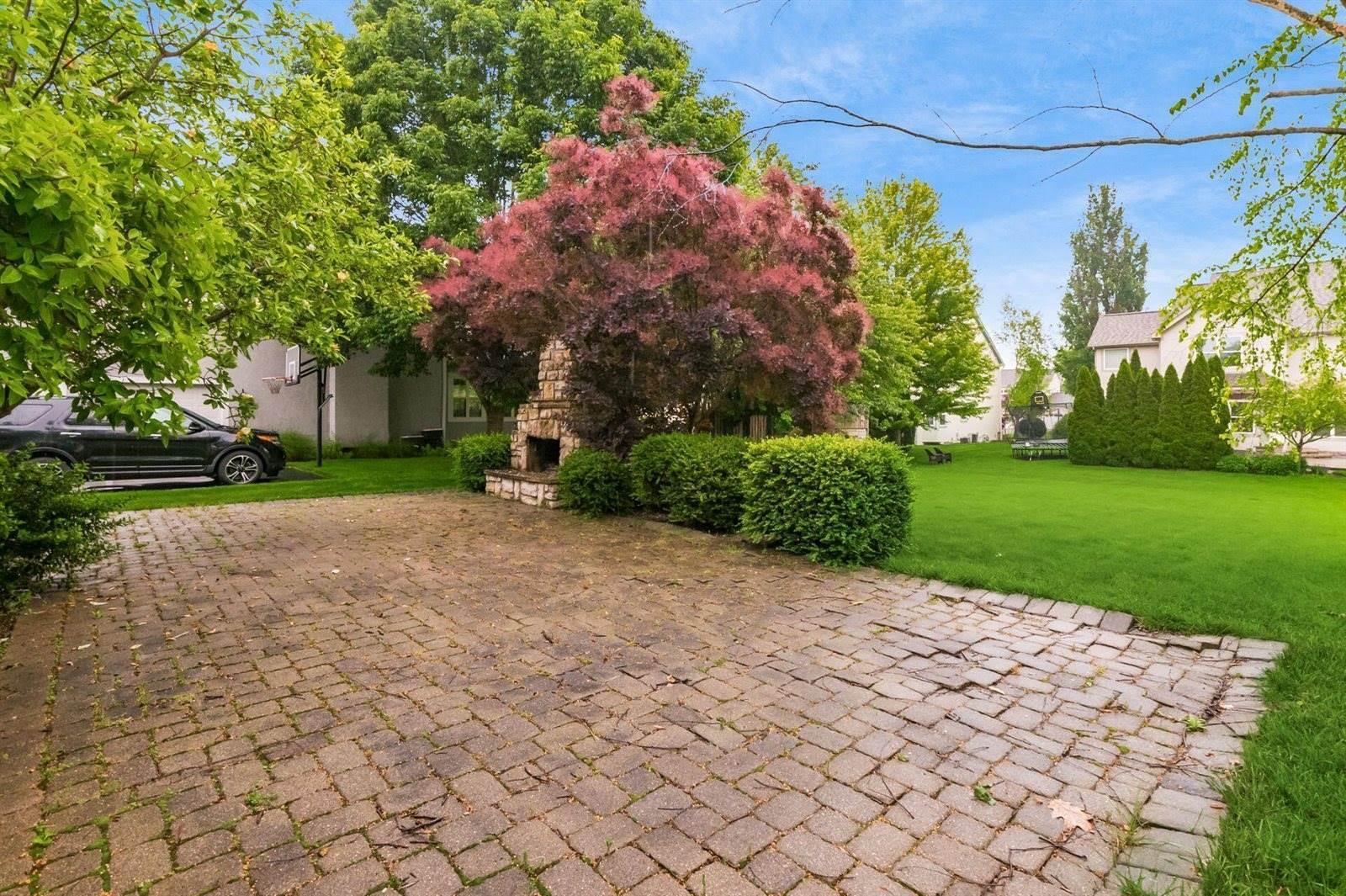 7985 Eric Court, Lewis Center, OH 43035