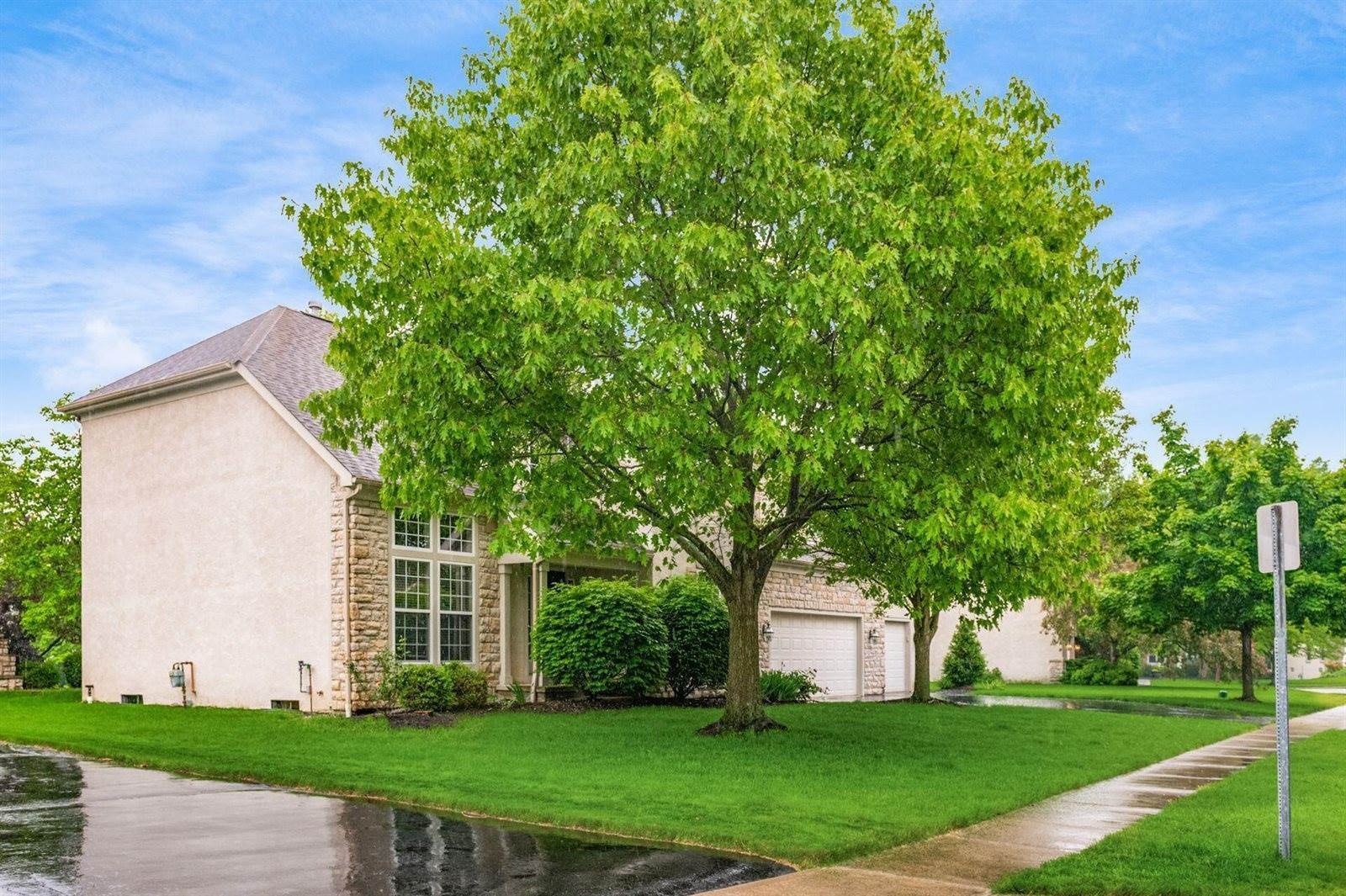 7985 Eric Court, Lewis Center, OH 43035