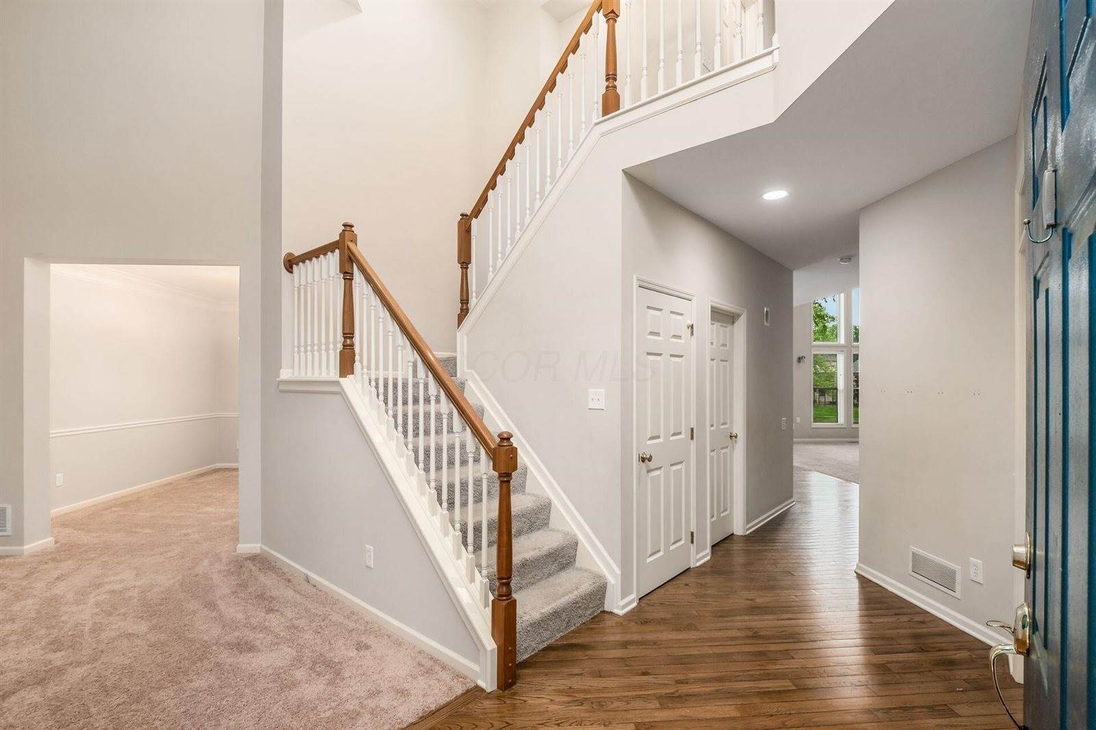 7985 Eric Court, Lewis Center, OH 43035