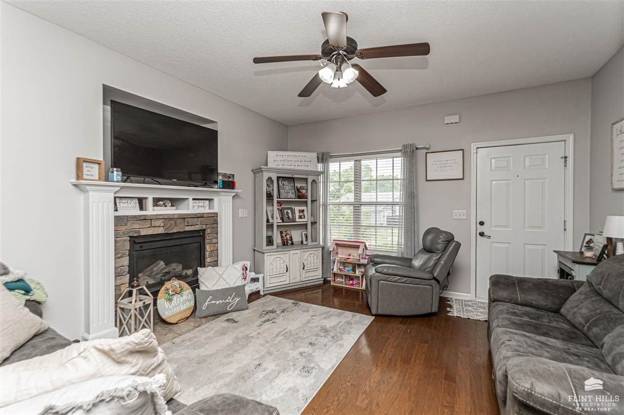 1337 Elm Creek Drive, Junction City, KS 66441