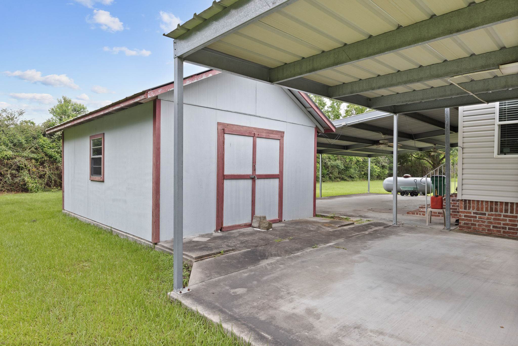 150 Pic Dr, Scott, LA 70583