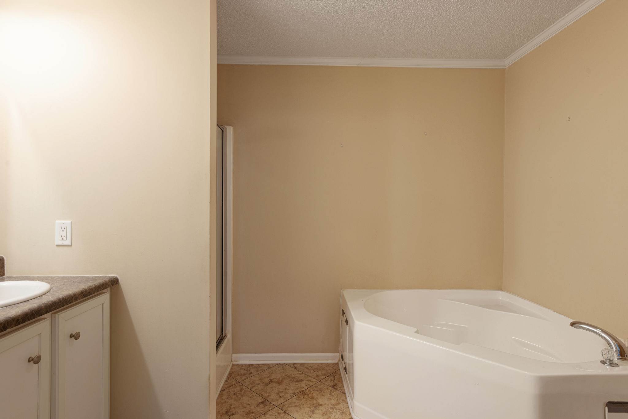 150 Pic Dr, Scott, LA 70583