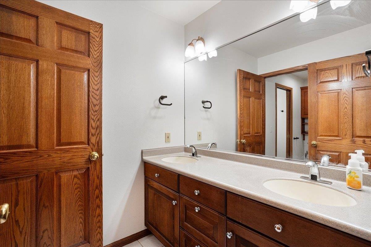 111877 Old Sugarbush Lane, Marshfield, WI 54449