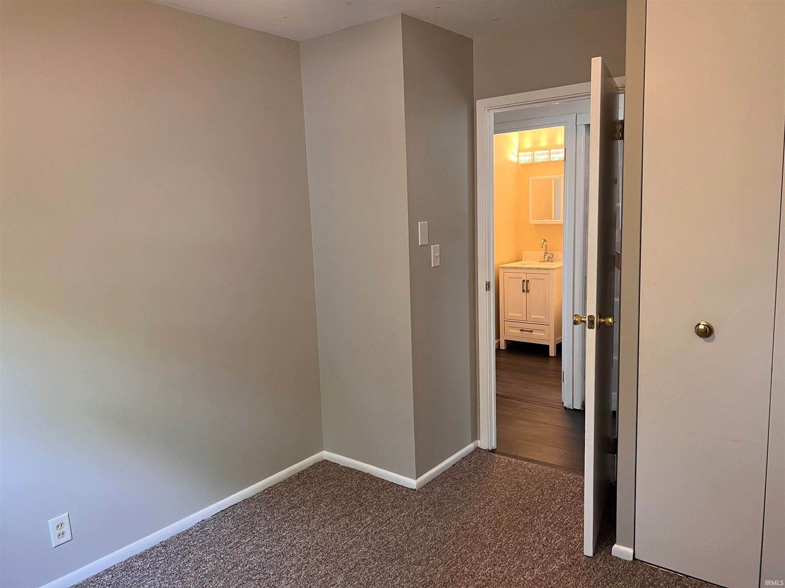 2901 N Richmond Drive, Muncie, IN 47304