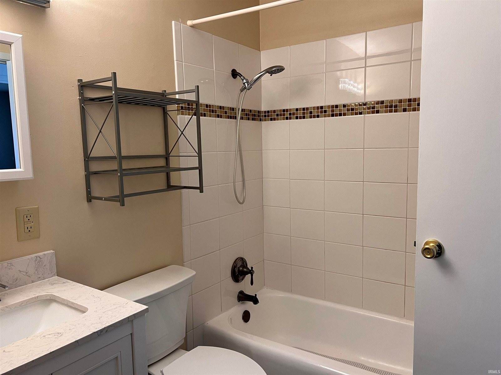 2901 N Richmond Drive, Muncie, IN 47304