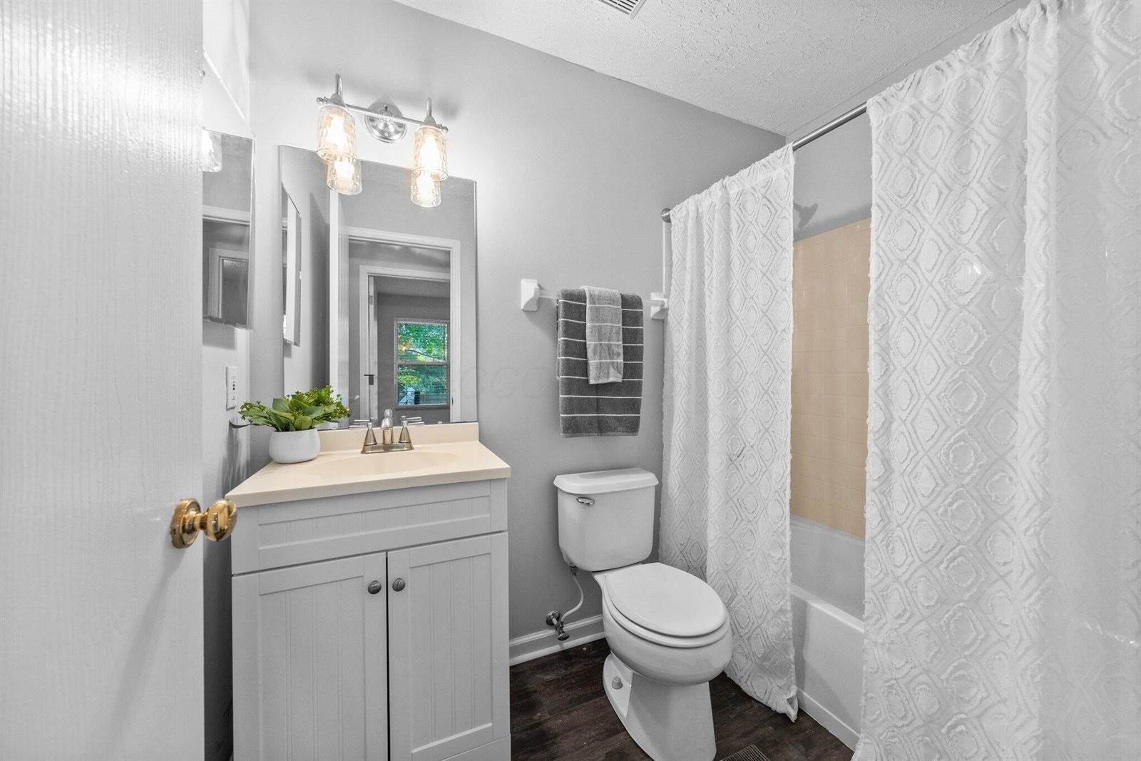 4435 Gaffney Court, Columbus, OH 43228