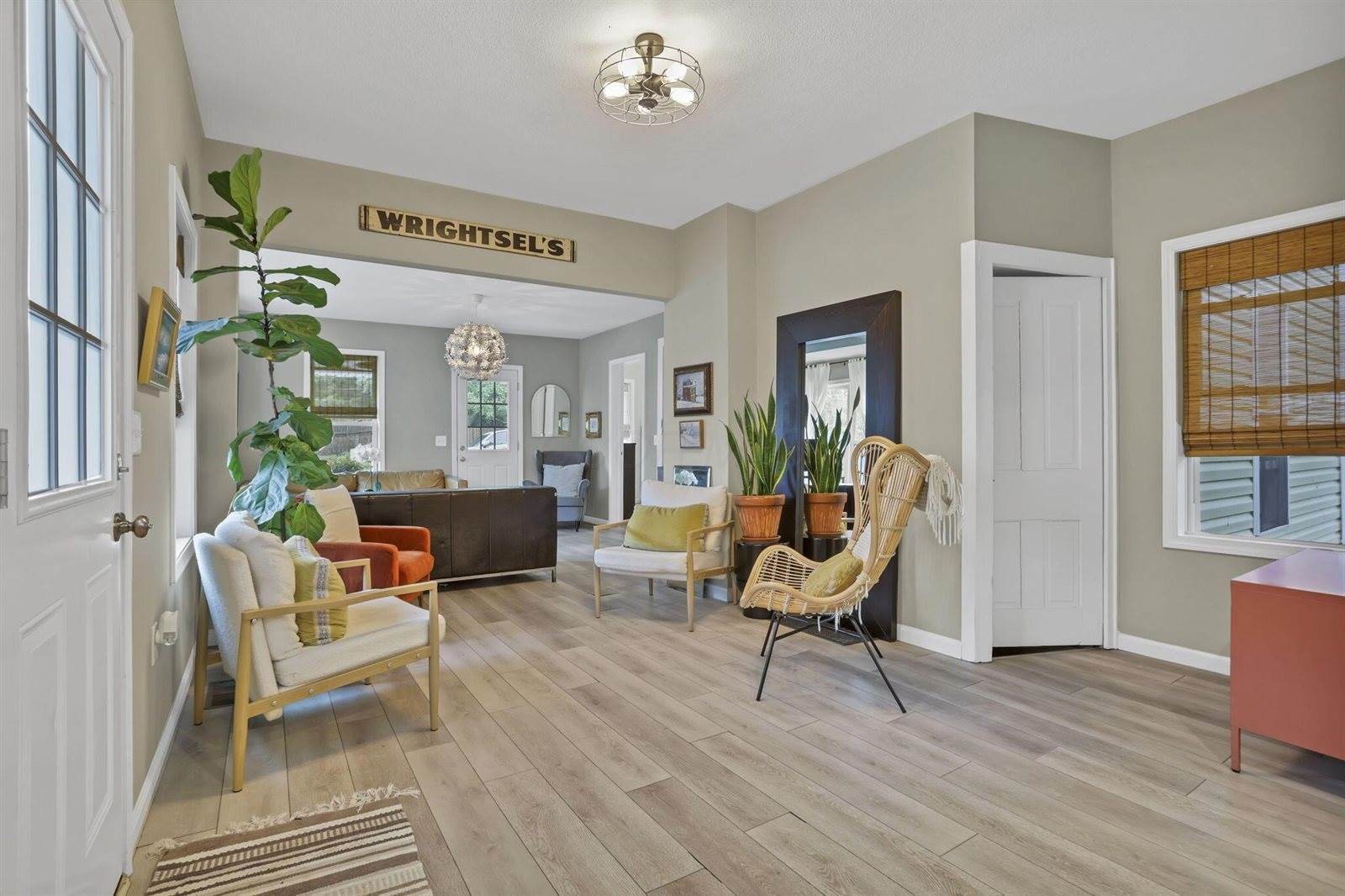 26 Belmont Avenue, Mount Vernon, OH 43050