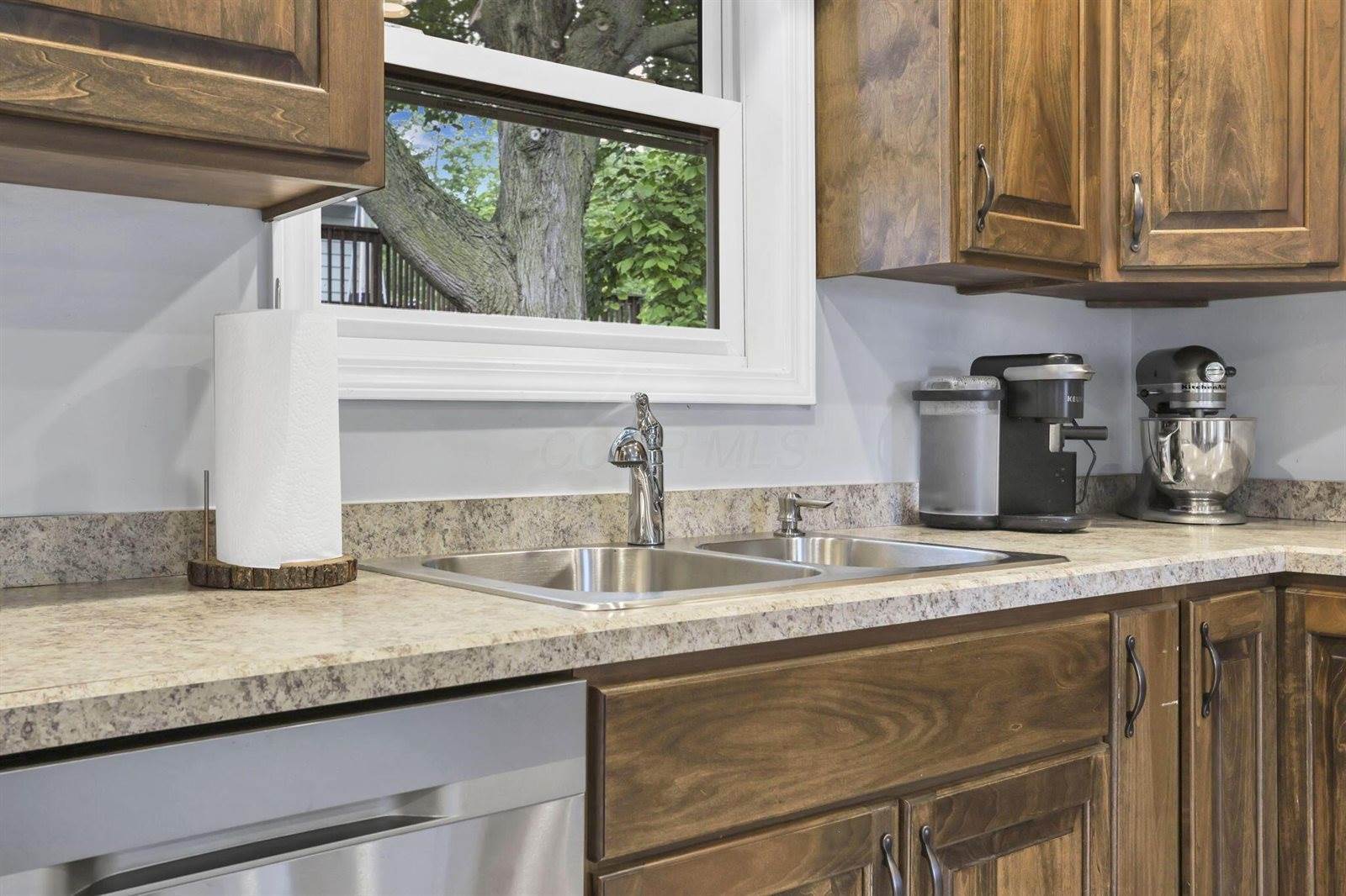 26 Belmont Avenue, Mount Vernon, OH 43050