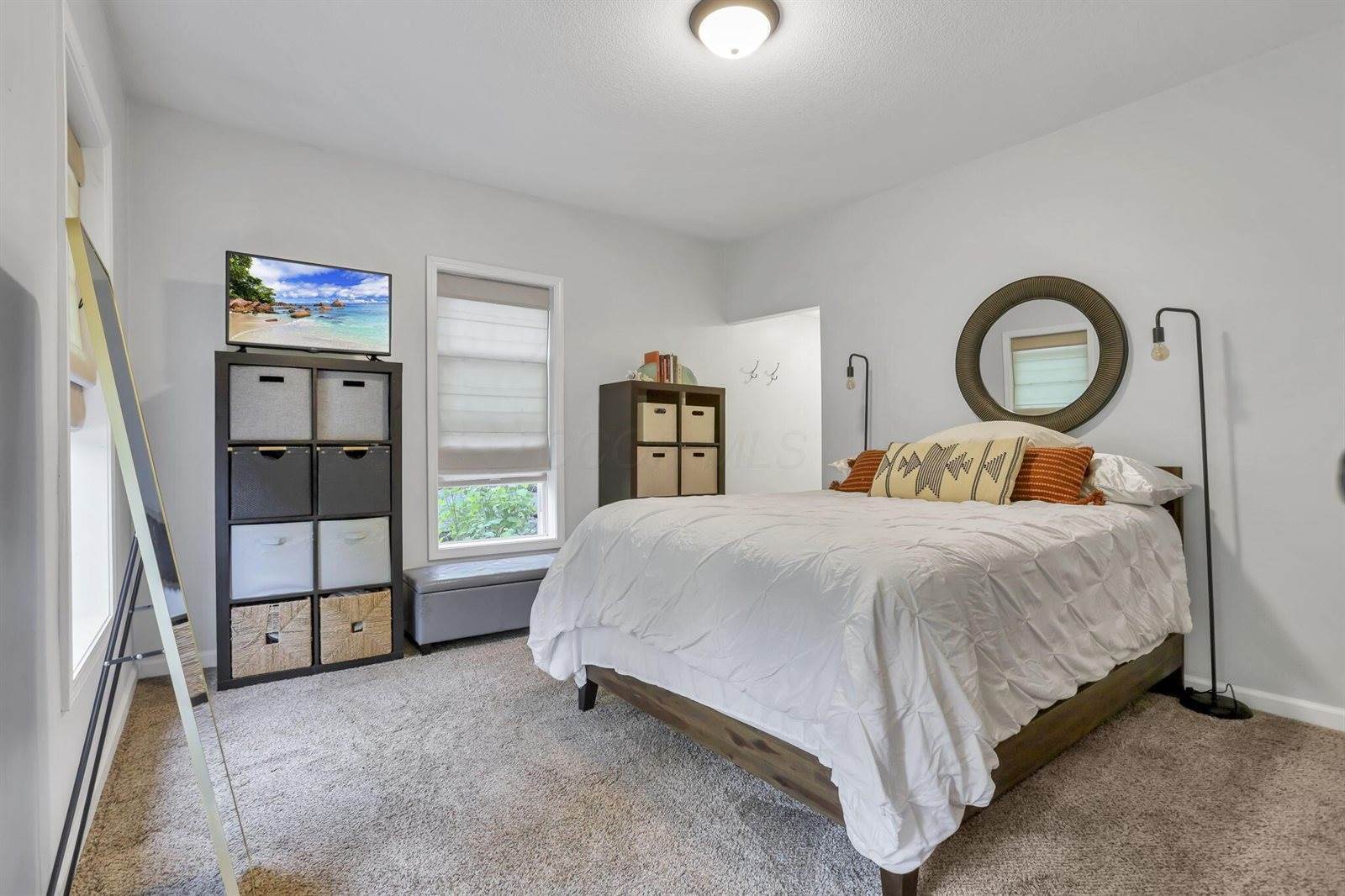 26 Belmont Avenue, Mount Vernon, OH 43050