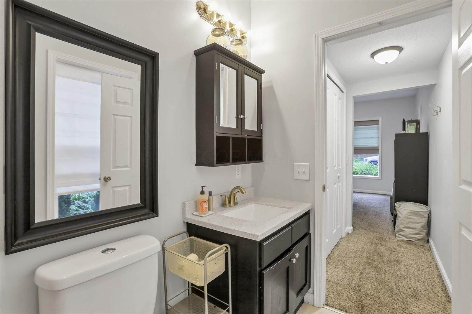 26 Belmont Avenue, Mount Vernon, OH 43050