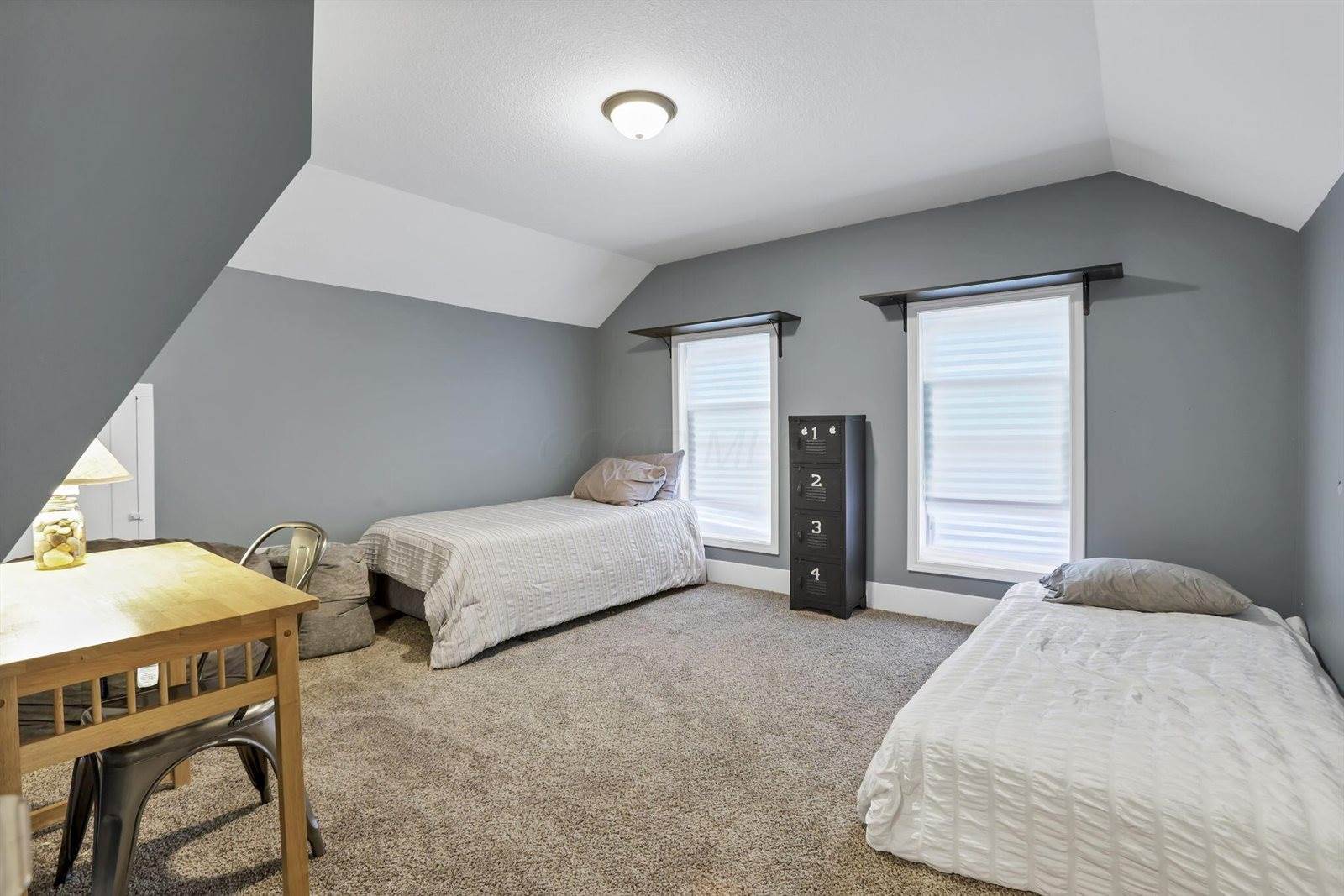 26 Belmont Avenue, Mount Vernon, OH 43050