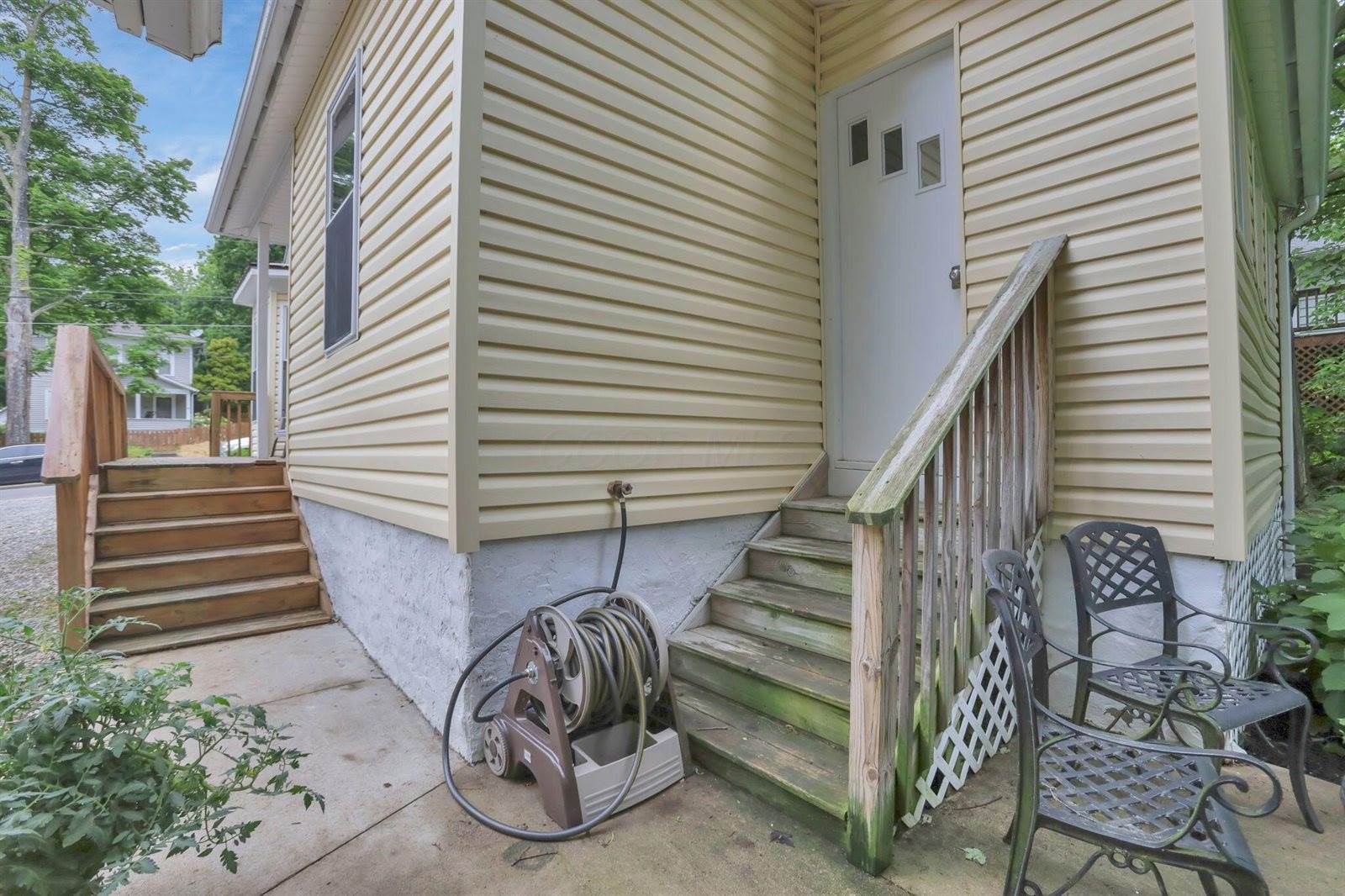 26 Belmont Avenue, Mount Vernon, OH 43050