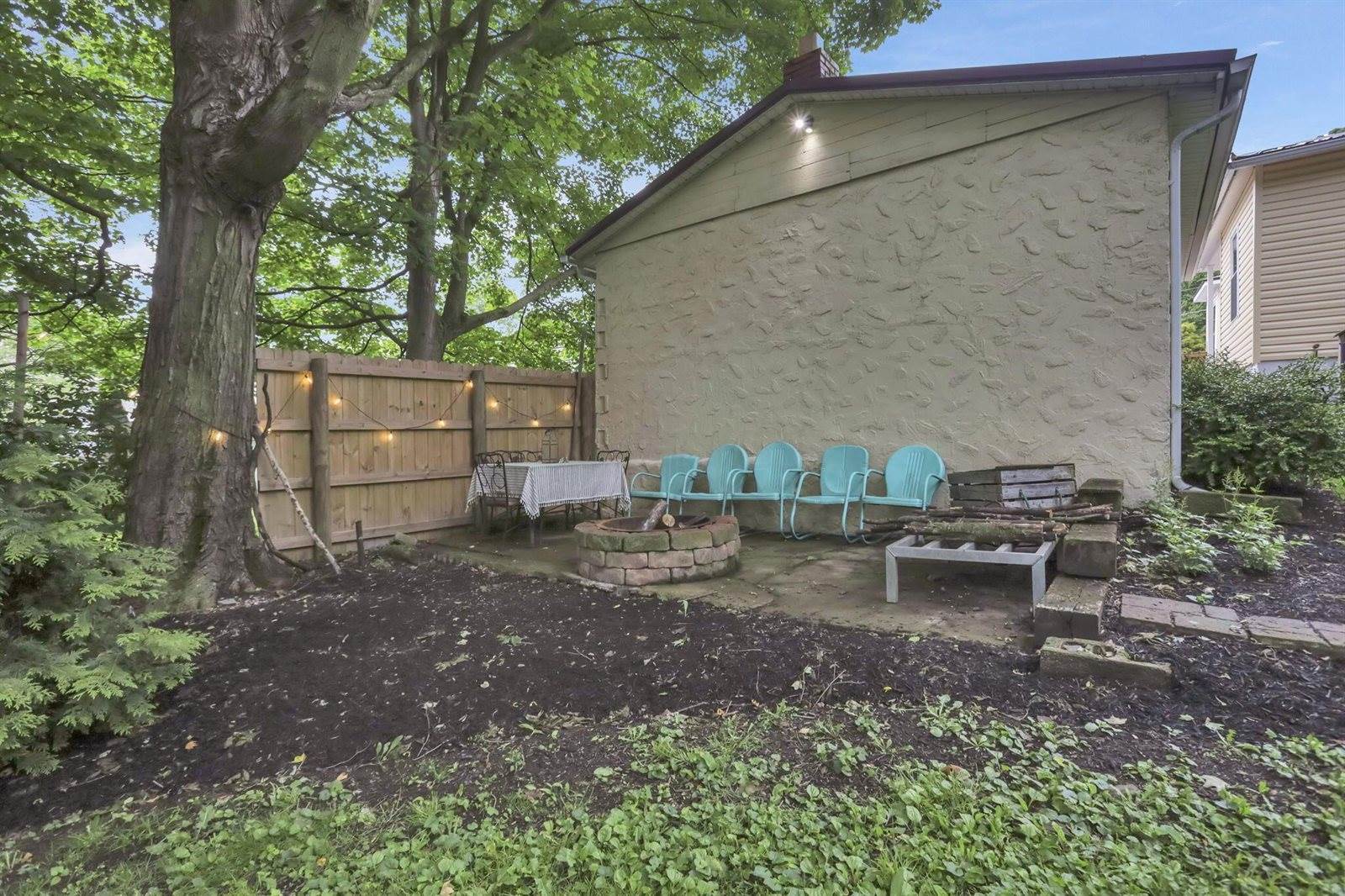 26 Belmont Avenue, Mount Vernon, OH 43050