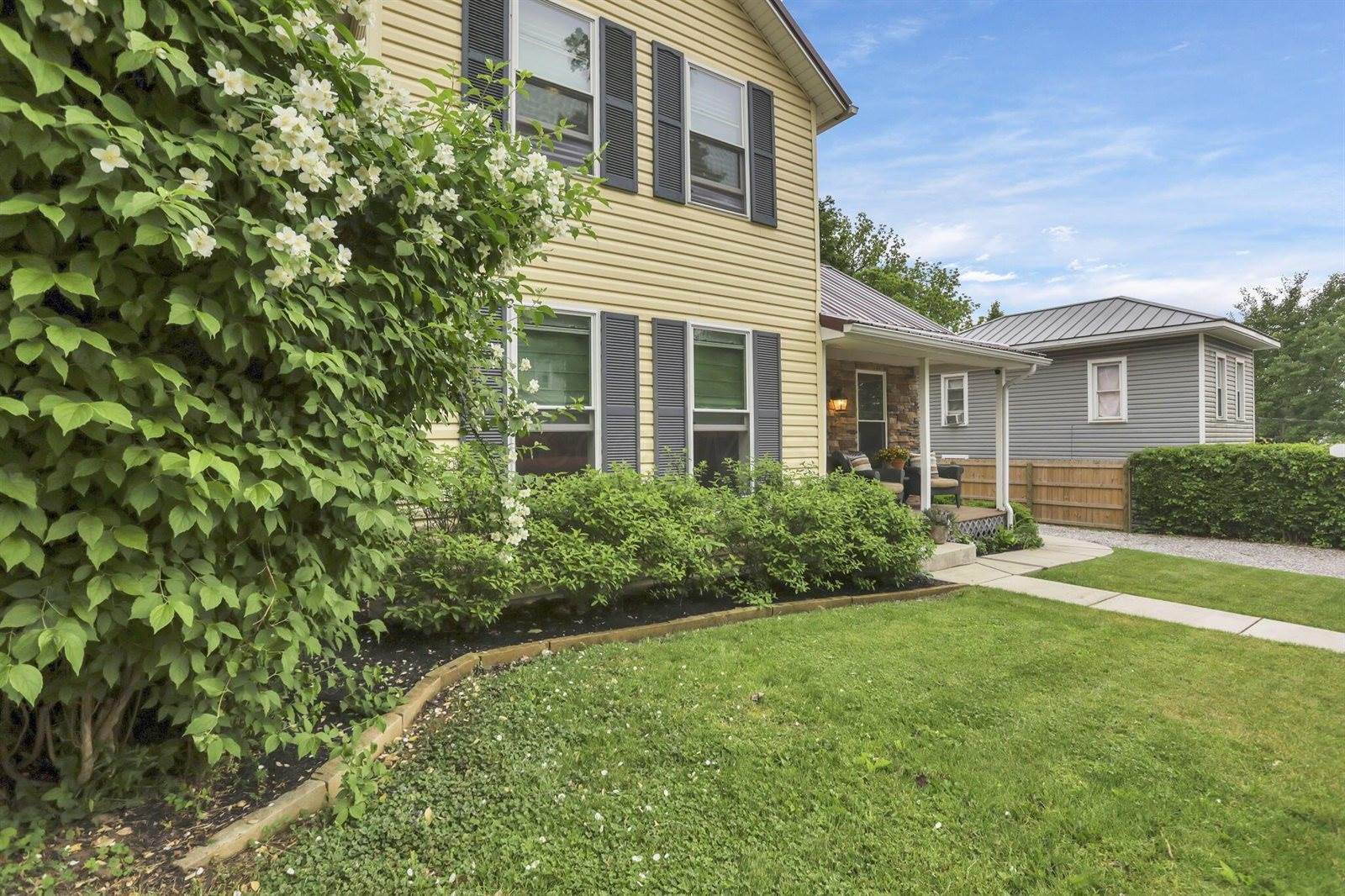 26 Belmont Avenue, Mount Vernon, OH 43050