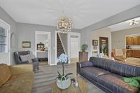 26 Belmont Avenue, Mount Vernon, OH 43050