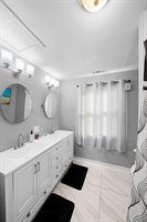 1081 Harrisburg Pike, Columbus, OH 43223