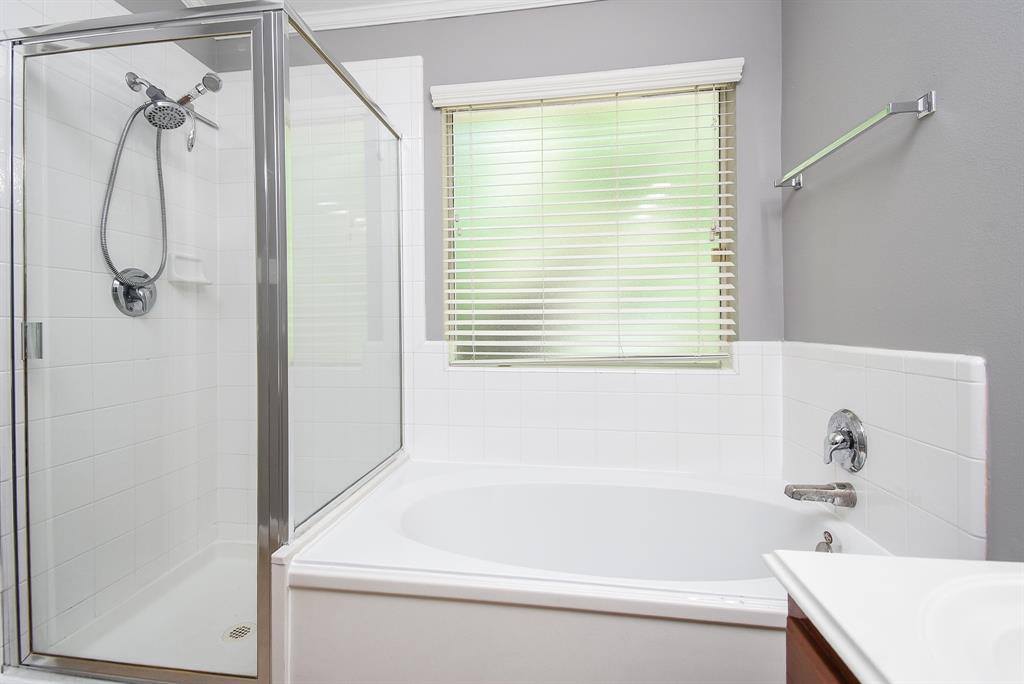 3219 Forest Willow Lane, Houston, TX 77068