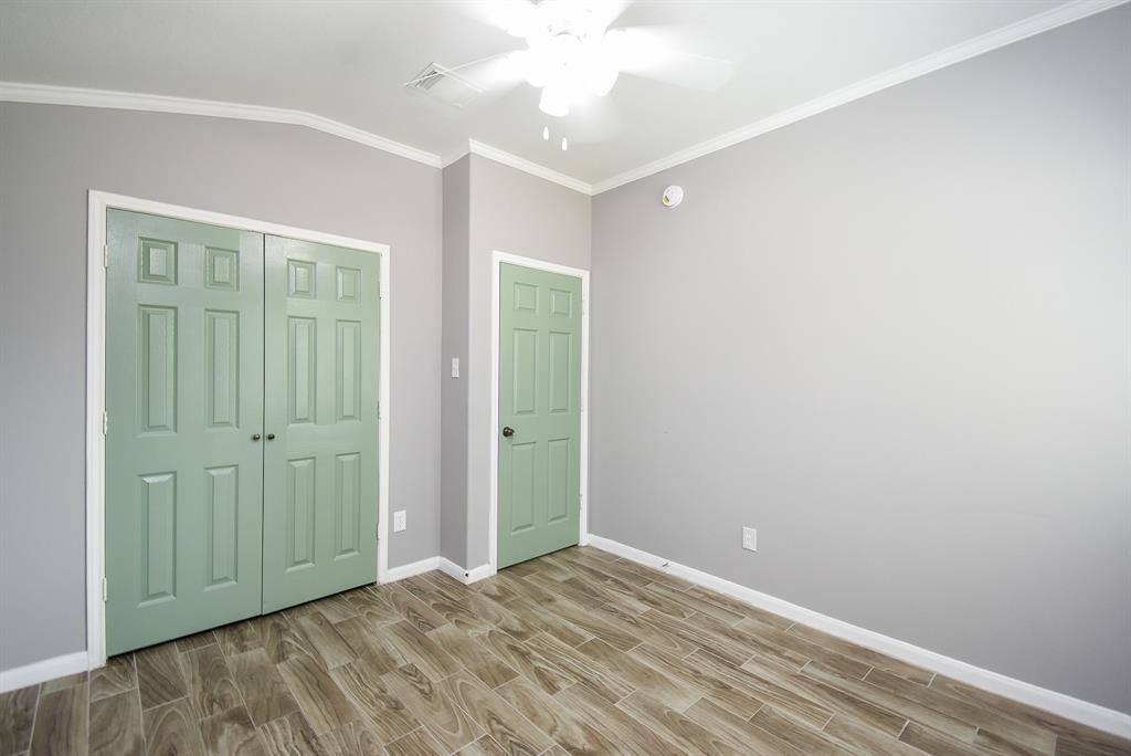 3219 Forest Willow Lane, Houston, TX 77068