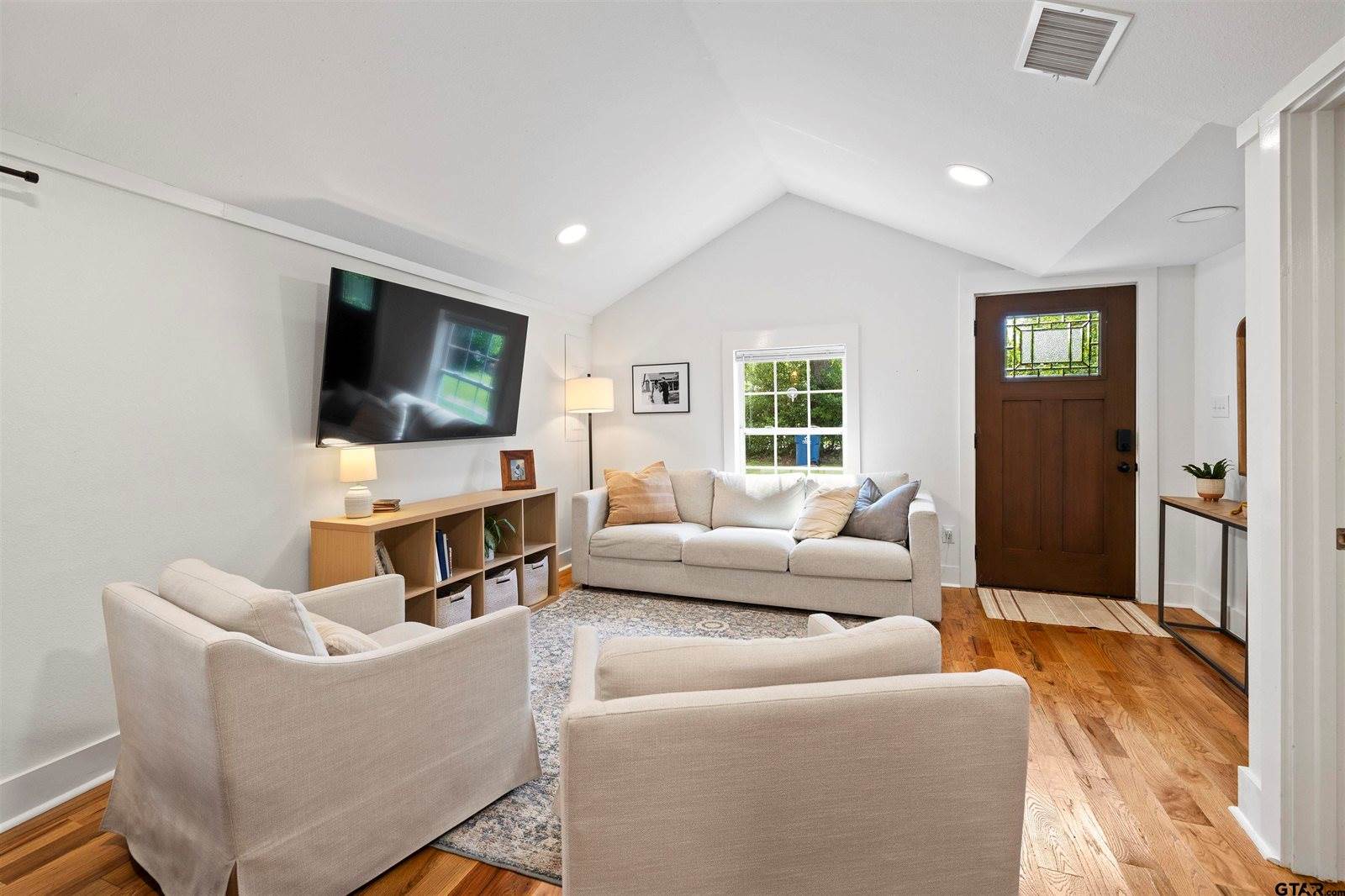 504 S Boyd St, Lindale, TX 75771