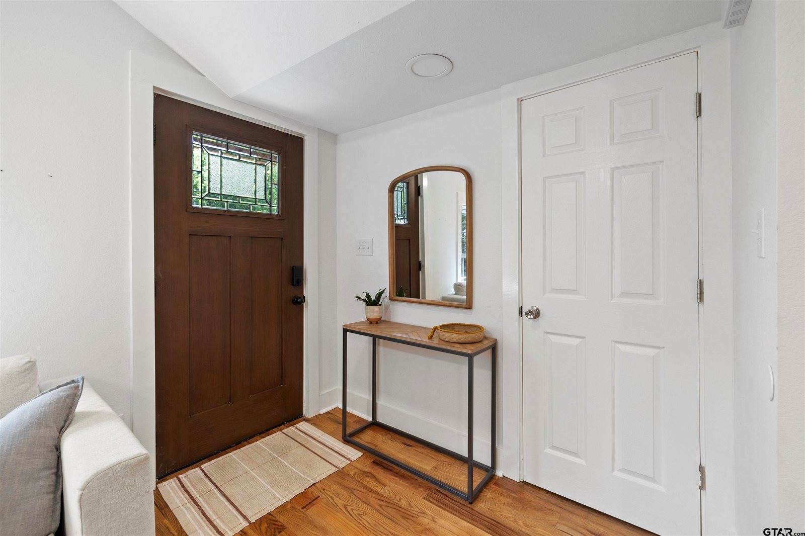 504 S Boyd St, Lindale, TX 75771