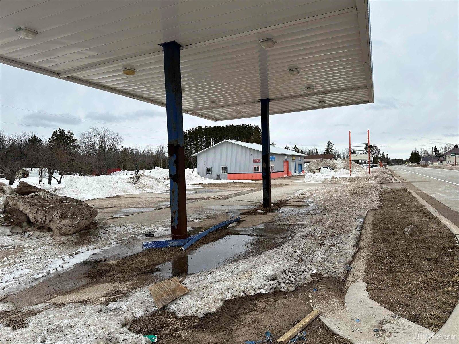 E12504 ST HWY 28 Highway, Shingleton, MI 49884