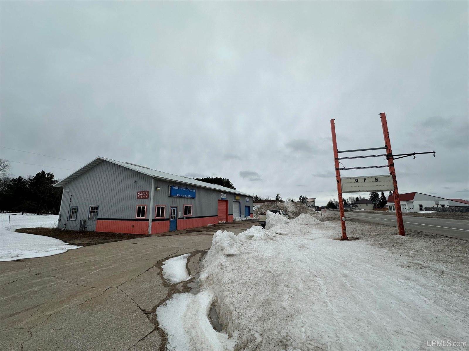 E12504 ST HWY 28 Highway, Shingleton, MI 49884