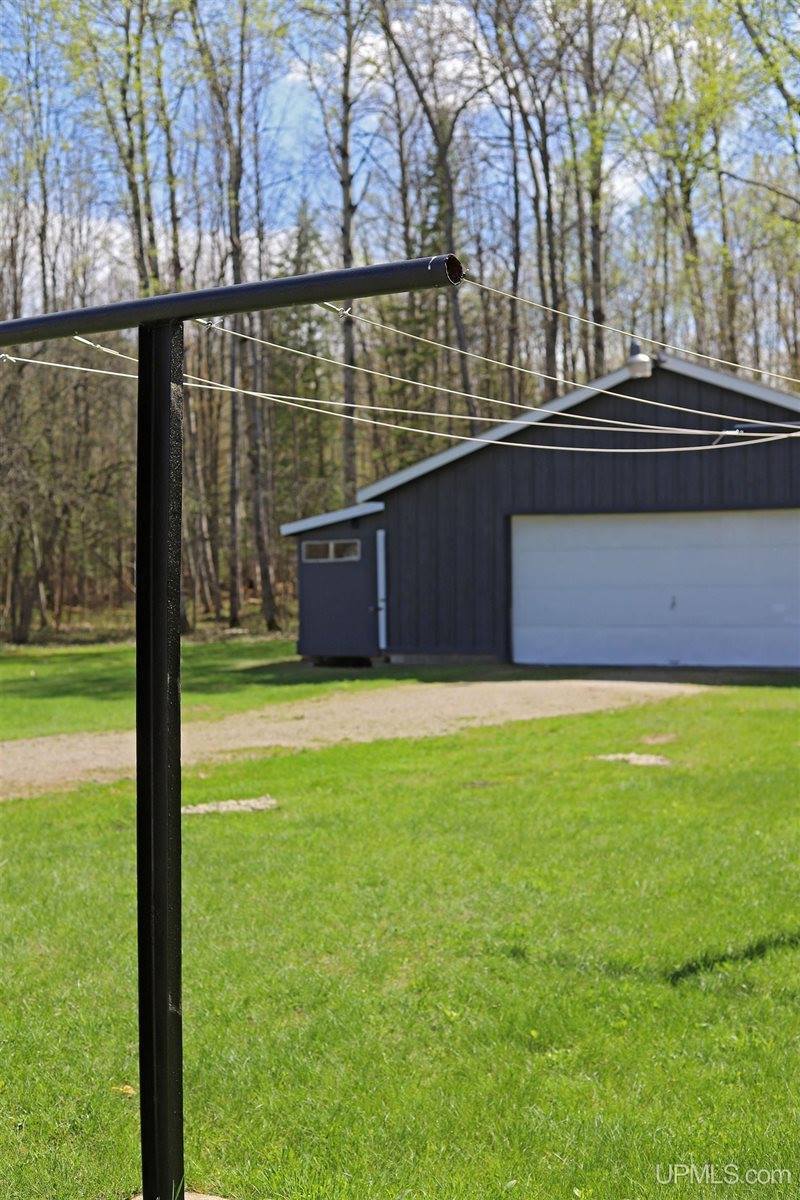 5631 County Road 550 Road, Marquette, MI 49855