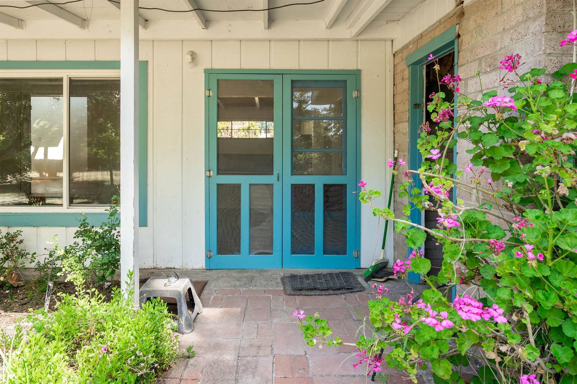 4722 Sunshine Avenue, Santa Rosa, CA 95409