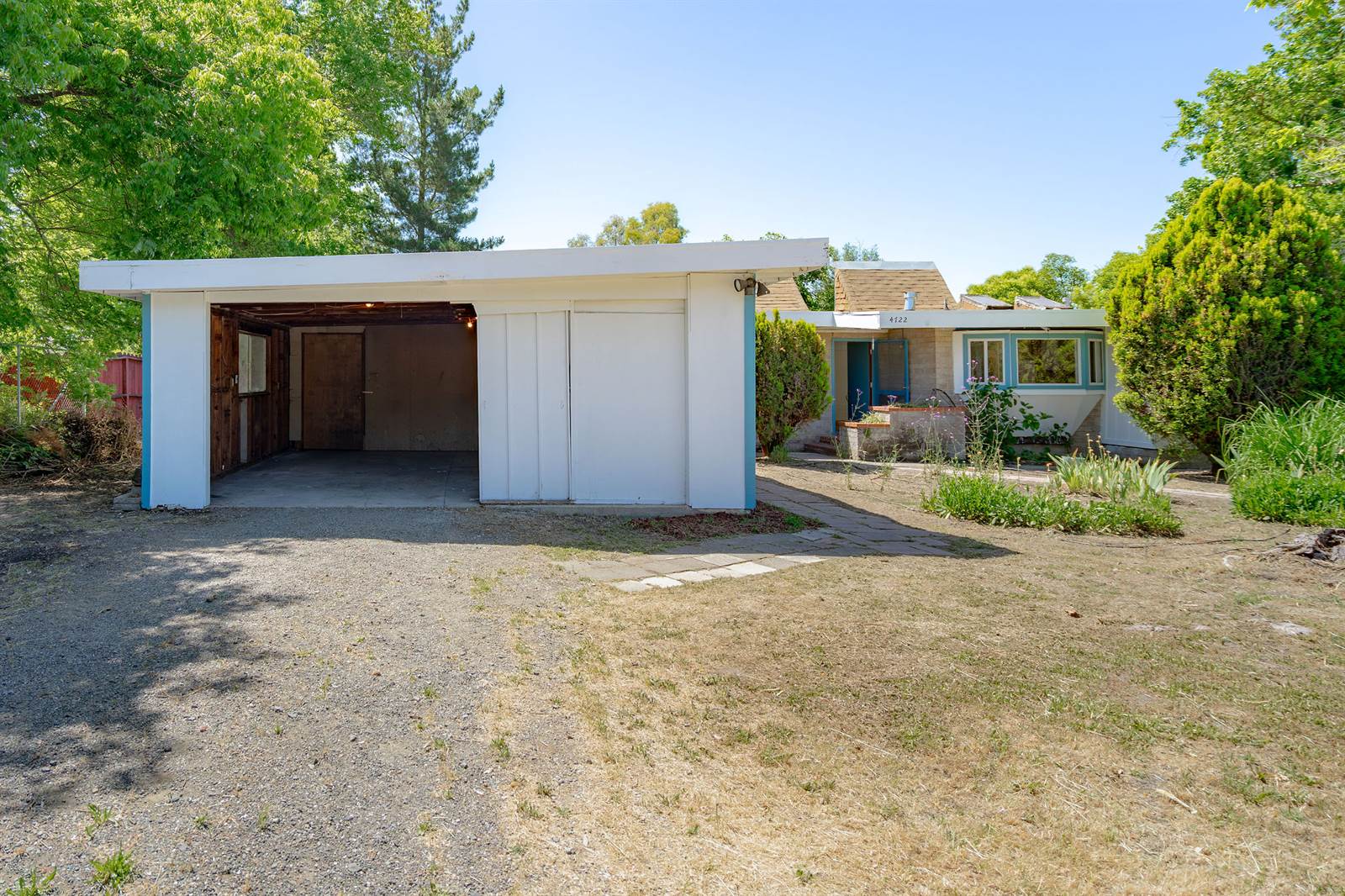 4722 Sunshine Avenue, Santa Rosa, CA 95409