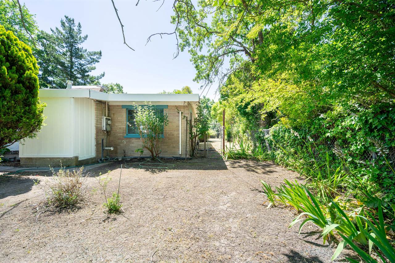 4722 Sunshine Avenue, Santa Rosa, CA 95409