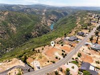 5278 Country Club Drive, Paradise, CA 95969