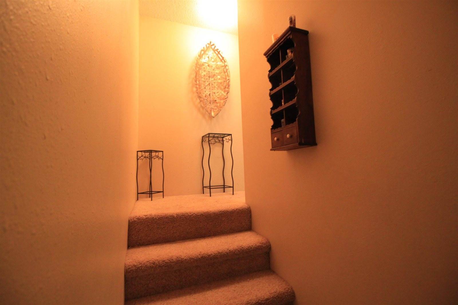 1705 1st St SW, Minot, ND 58701