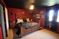 1705 1st St SW, Minot, ND 58701