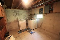 1705 1st St SW, Minot, ND 58701