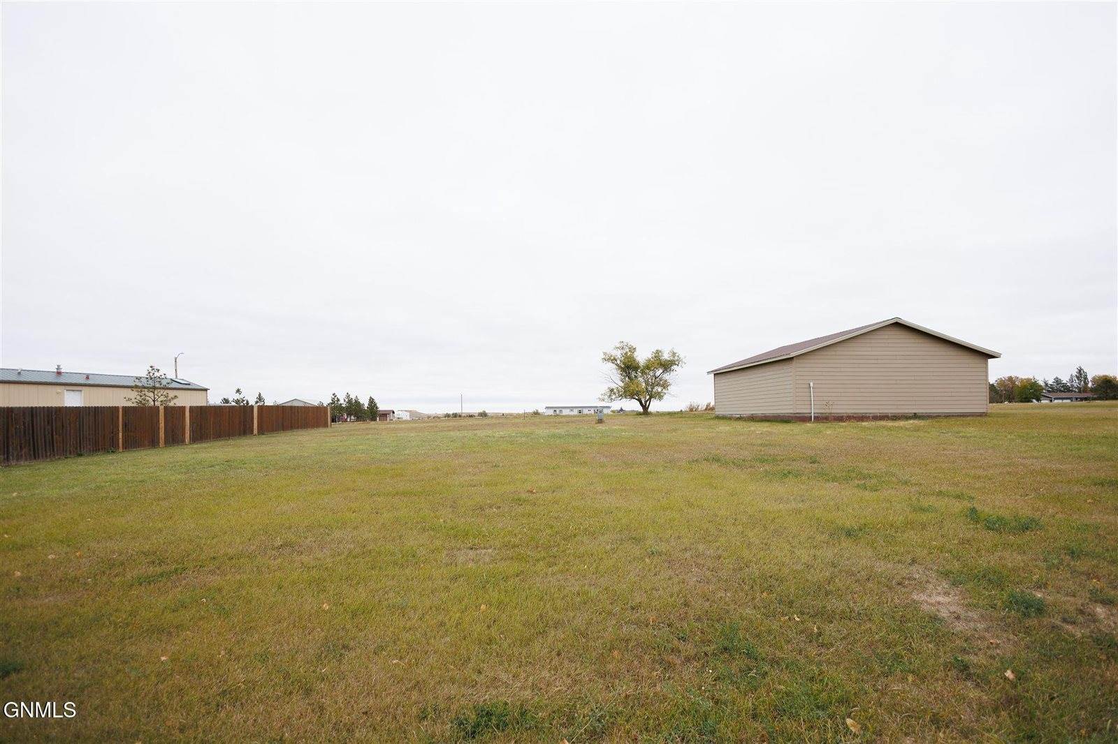 5th Hillcrest Drive, Belfield, ND 58622
