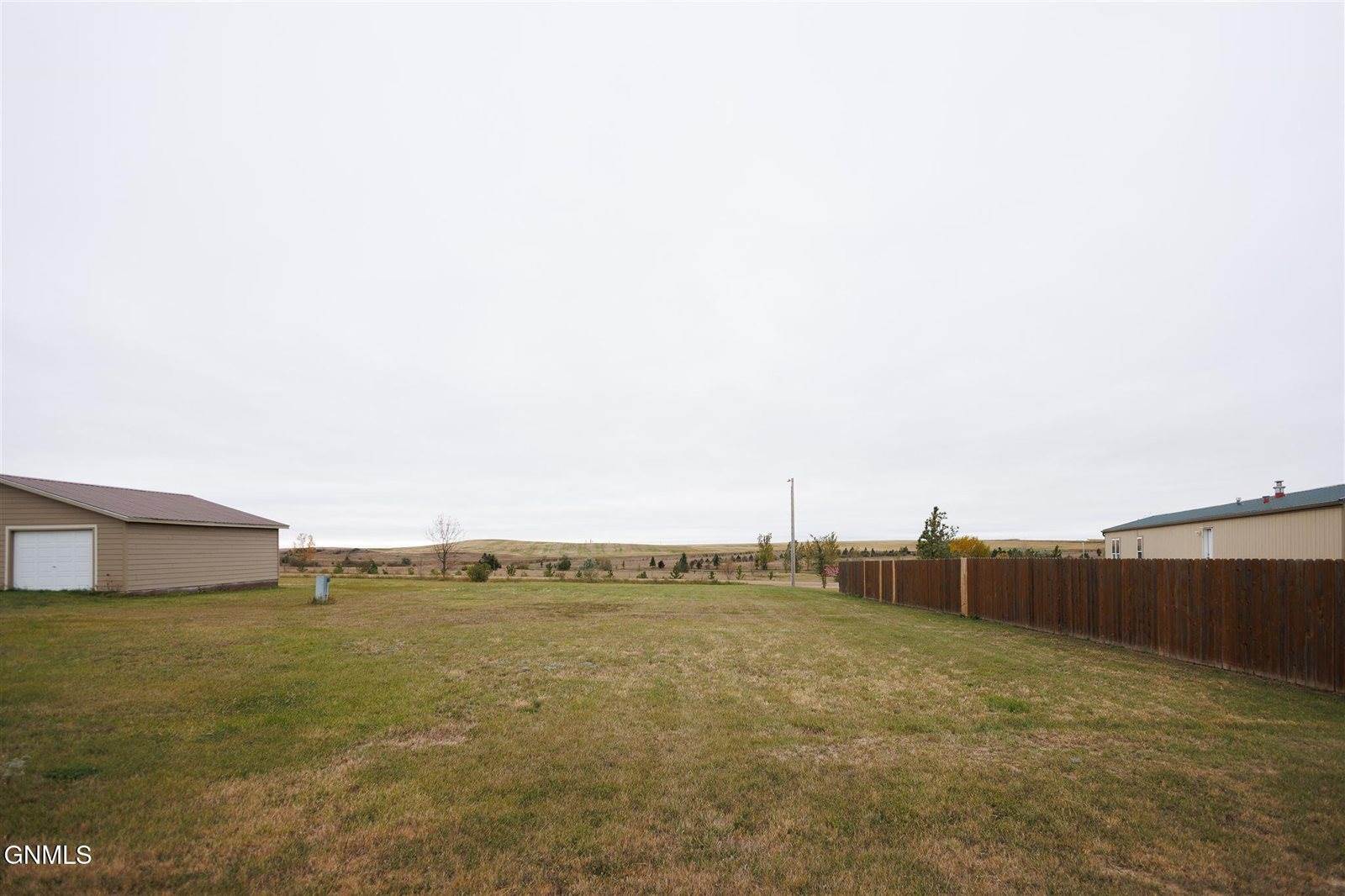 5th Hillcrest Drive, Belfield, ND 58622