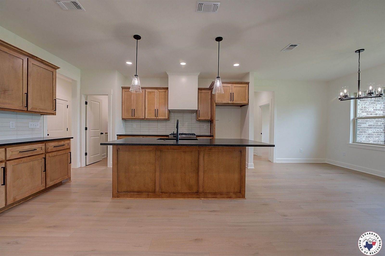 101 Ranch Rd, Texarkana, TX 75503