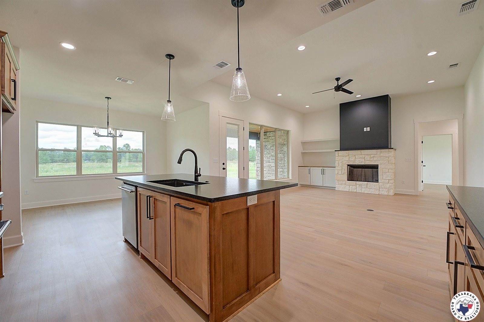 101 Ranch Rd, Texarkana, TX 75503