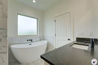 101 Ranch Rd, Texarkana, TX 75503