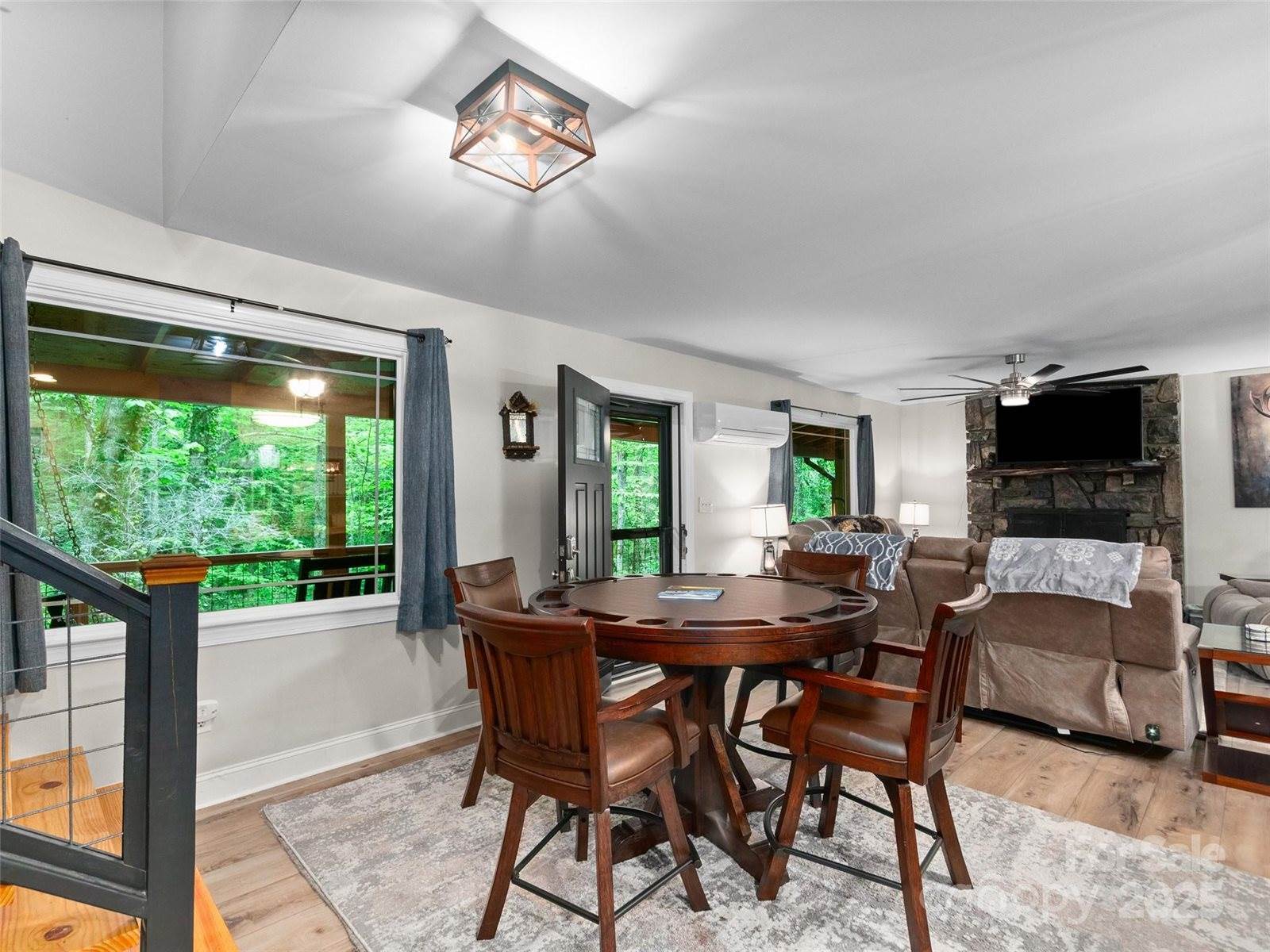 306 Mashstomp Road, Maggie Valley, NC 28751