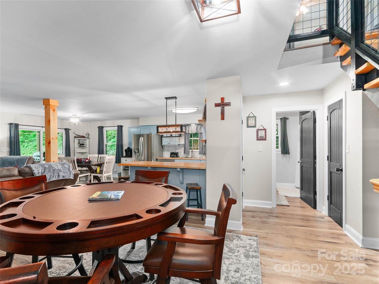 306 Mashstomp Road, Maggie Valley, NC 28751