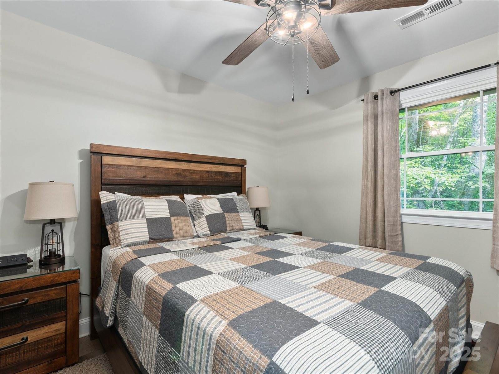 306 Mashstomp Road, Maggie Valley, NC 28751