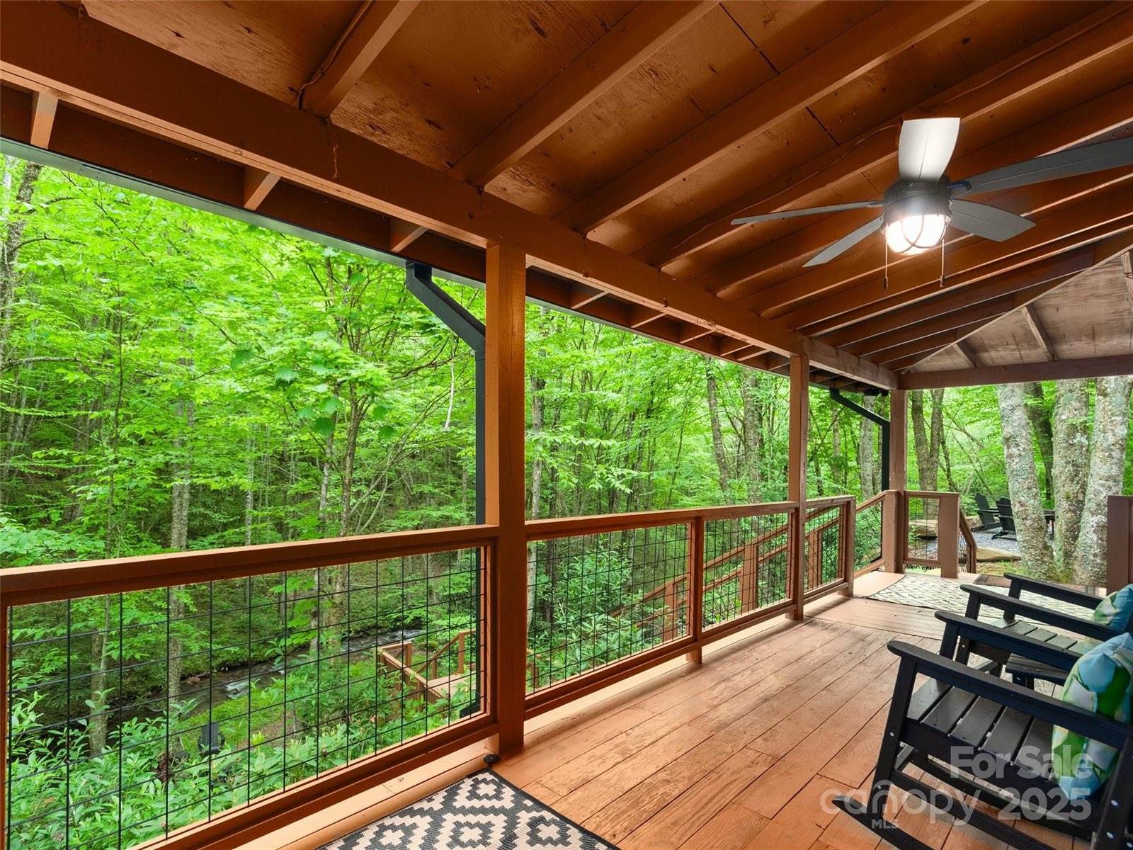 306 Mashstomp Road, Maggie Valley, NC 28751