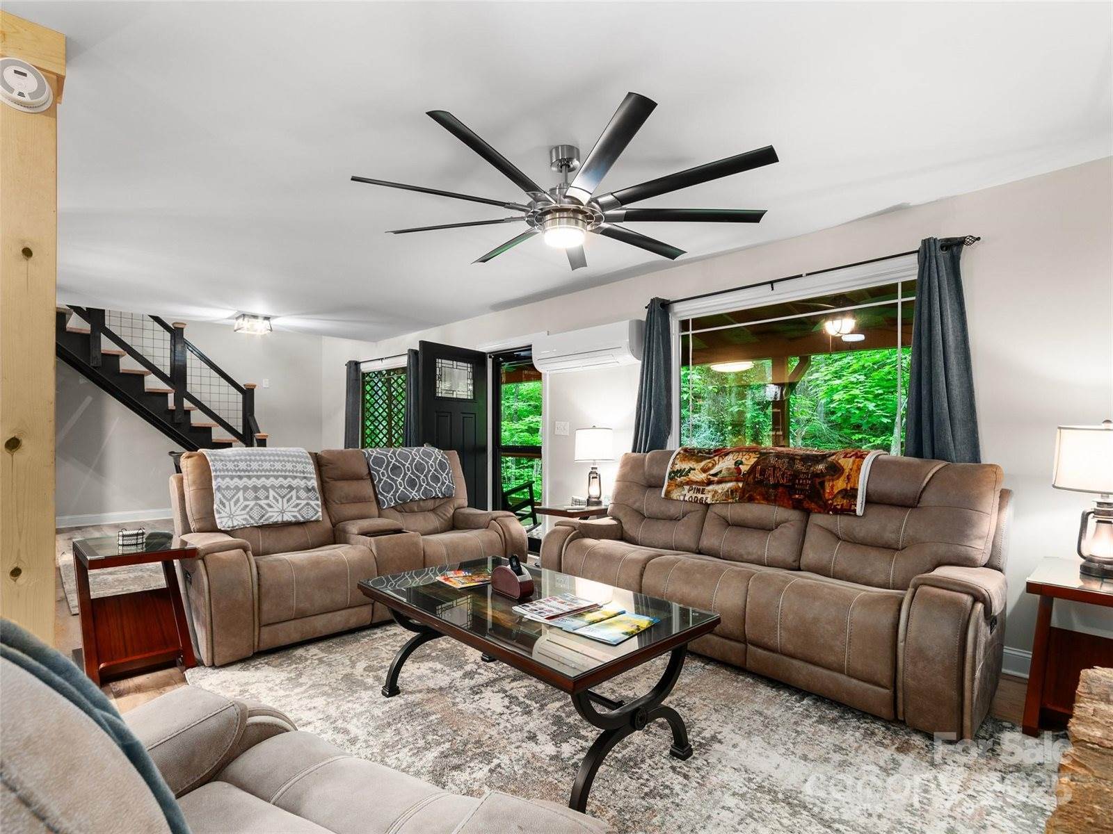 306 Mashstomp Road, Maggie Valley, NC 28751