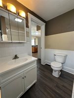 1109 South Locust Avenue, Freeport, IL 61032