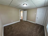 1109 South Locust Avenue, Freeport, IL 61032